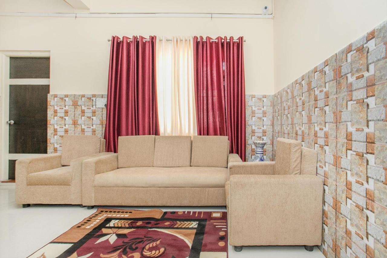 Oyo 24069 Flagship Aaira Inn Bengaluru Zewnętrze zdjęcie