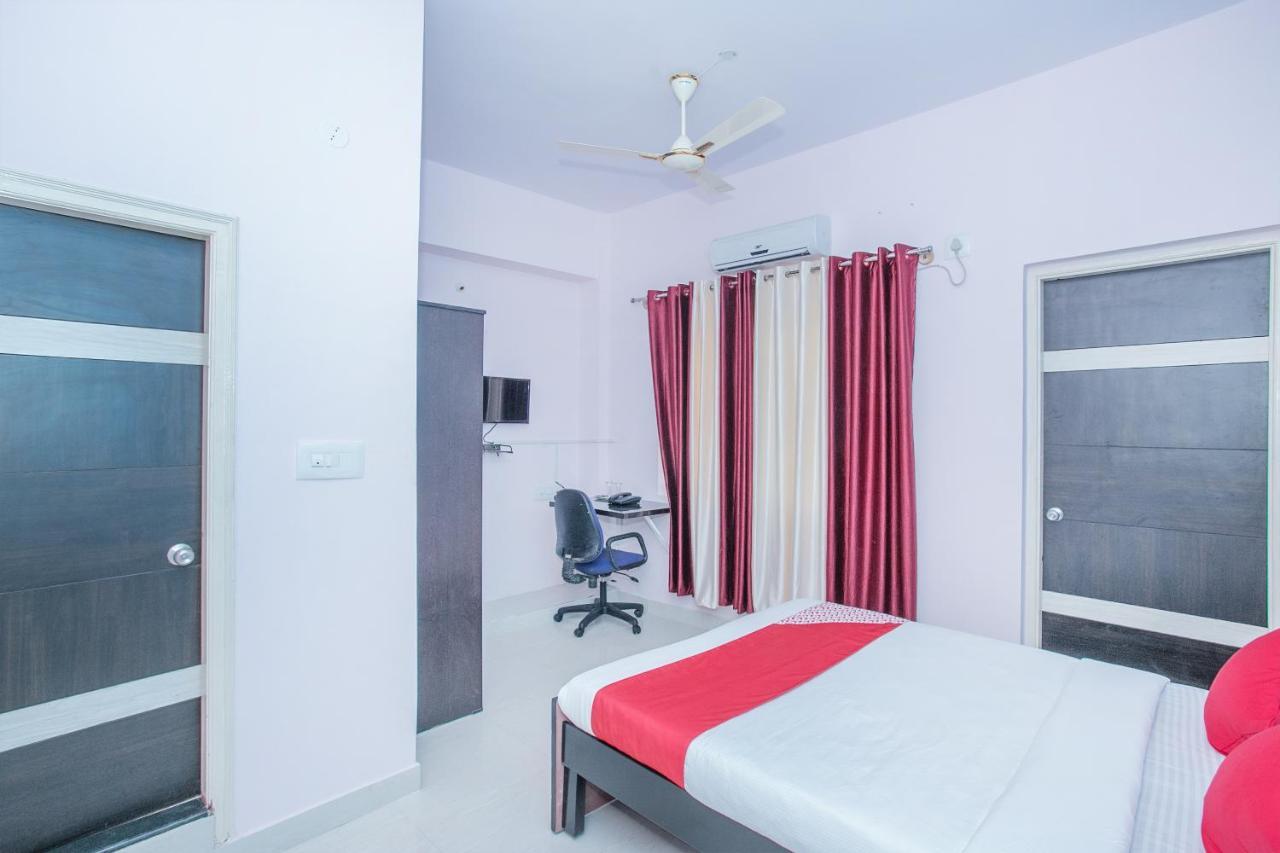 Oyo 24069 Flagship Aaira Inn Bengaluru Zewnętrze zdjęcie