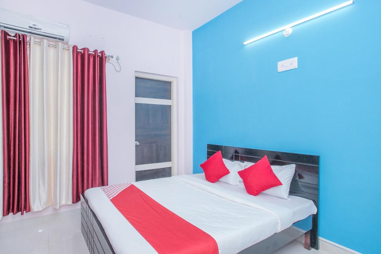 Oyo 24069 Flagship Aaira Inn Bengaluru Zewnętrze zdjęcie